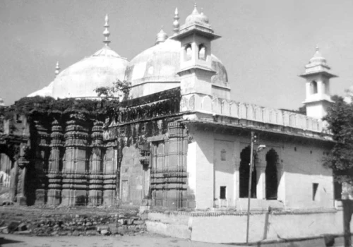 ASI Survey: Large Hindu Temple Existed Before Gyanvapi Mosque